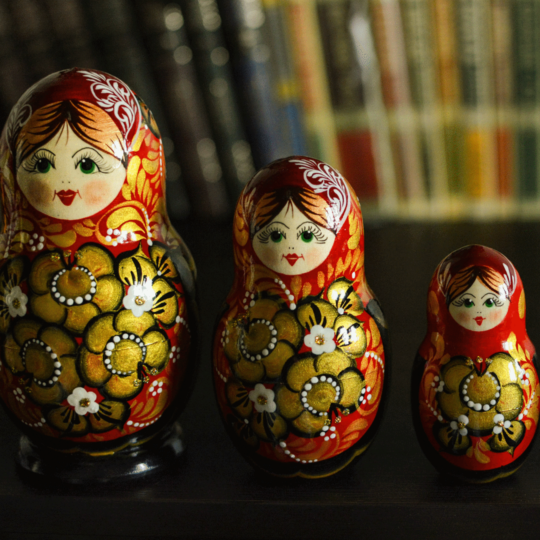 „Njette Mädchen“ Podcast – Wir brauchen keine weiteren Klischees über Russen!
